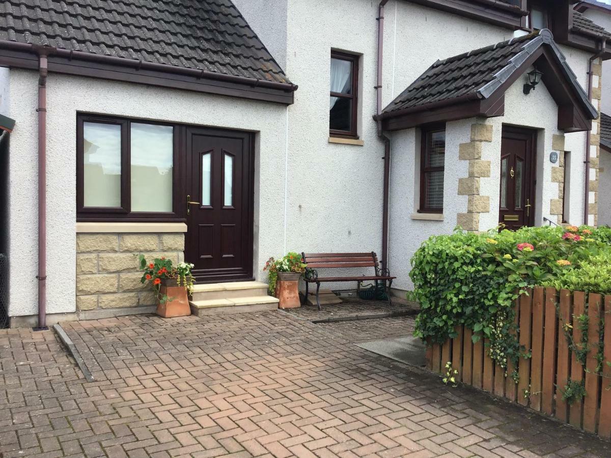 Exclusive Private Double Room, En-Suite Wet Room Private Entrance Forres Exterior photo